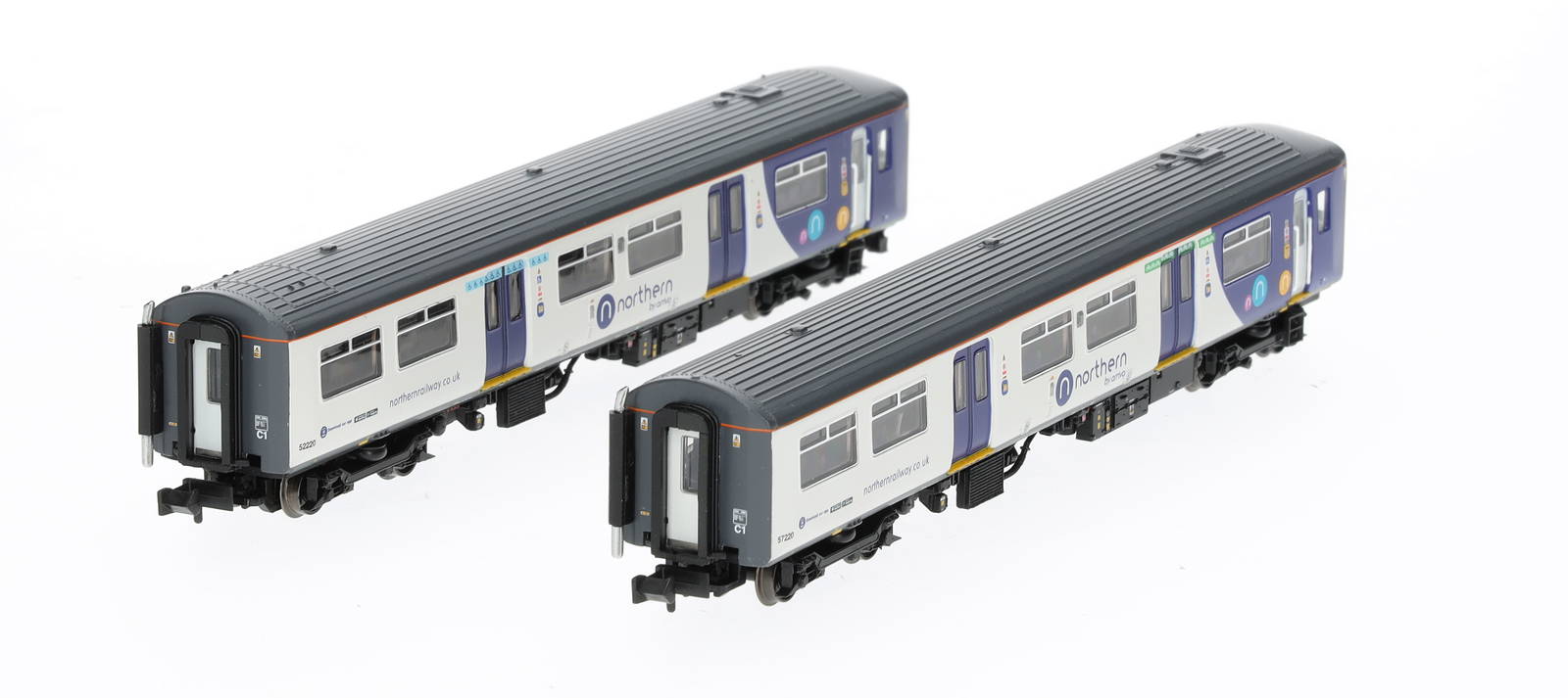 371-335 Graham Farish N Gauge Class 150/2 2-Car DMU 150275