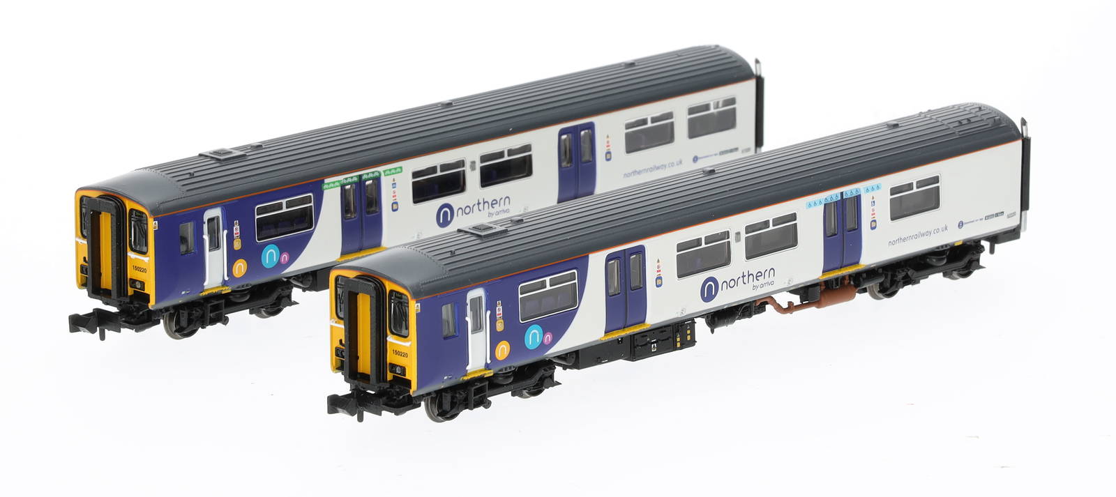 鉄道模型 GRAHAM FARISH class150/2 BR SPRINTER 371-335 Graham Farish N Gauge Class 150/2 2-Car DMU 150275